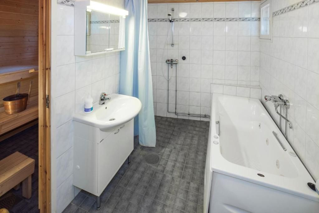 Комплексы для отдыха с коттеджами/бунгало Holiday Club Punkaharju Cottages Kulennoinen-42